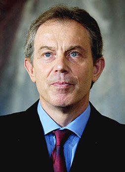 T.Blairas išleis memuarus