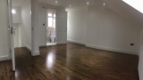 Atsilaisvina dvivietis en-suite kambarys 1min. nuo Leyton stoties